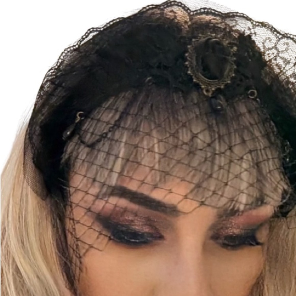 Gothic Nosferatu Black Lace Headband - Picture 4 of 5